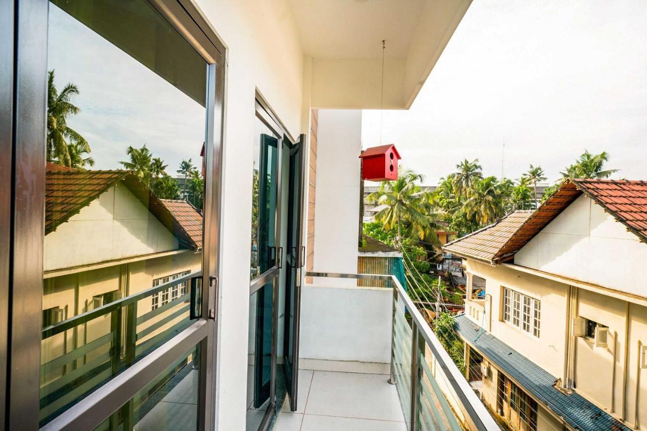 Hotel O Thykoodam Apartments Kochi Ngoại thất bức ảnh